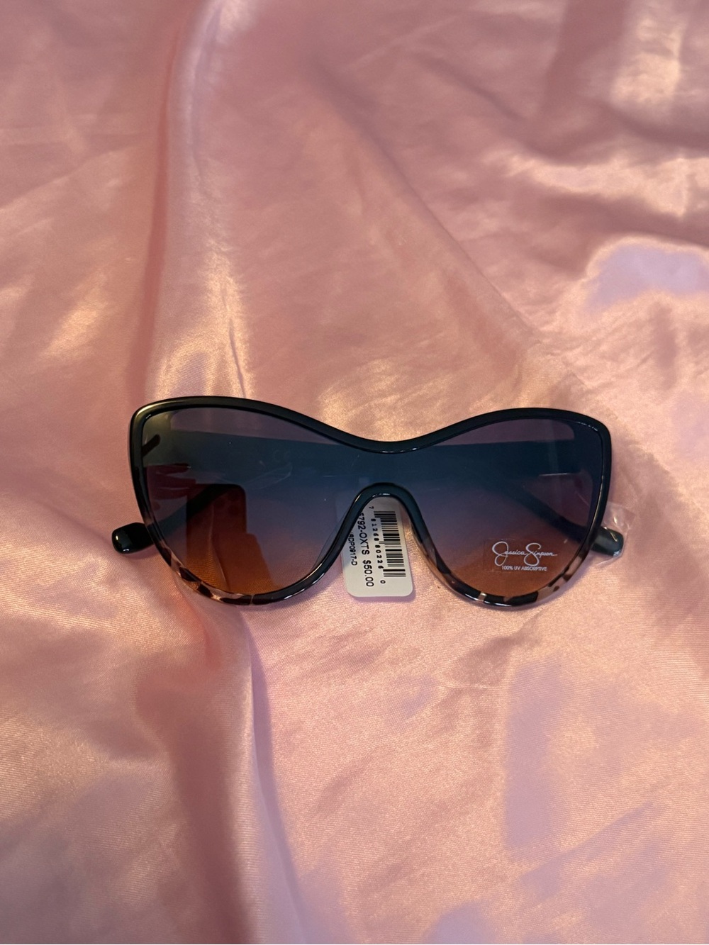Jessica Simpson Black and Brown Gradient Cat-Eye Sunglasses